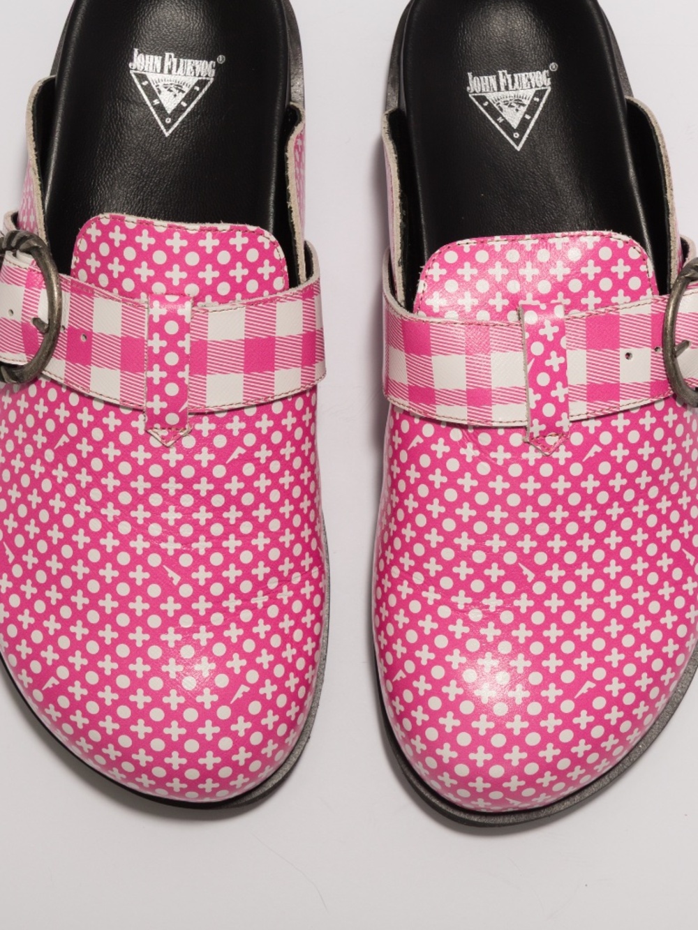 John Fluevog Chillville Bean Bag pink XO buckle clog pink & white pattern 10 - Picture 8 of 12
